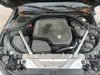 2023 BMW 4 Series 430i z VIN WBA23AT0XPCM11087, wystawiony jako Copart lot #54893025 z przebiegiem 35 703 mil mil oraz Czysty tytuł • Clean title. Historia ofert i sprzedaży dostępna na DreamBid. Obrazek 16.