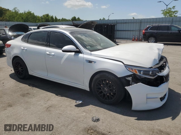 2017 Kia Optima EX with VIN 5XXGU4L36HG169692, listed as a Copart auction lot 57437784 with 87,743 mi miles and Salvage Title. Bid and sale history available at carsss.com. Image 4.