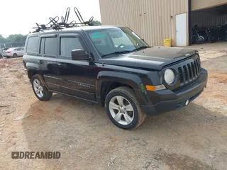 2011 Jeep Patriot Latitude z VIN 1J4NF1GB7BD164840, wystawiony jako IAAI lot #42355737 z przebiegiem 128 335 mil mil oraz . Historia ofert i sprzedaży dostępna na DreamBid. Obrazek 1.