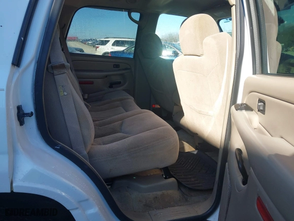 2004 Chevrolet Tahoe LT with VIN 1GNEC13Z54R112847, listed as a IAAI auction lot 41633571 with 234,991 mi miles. Bid and sale history available at carsss.com. Image 8.