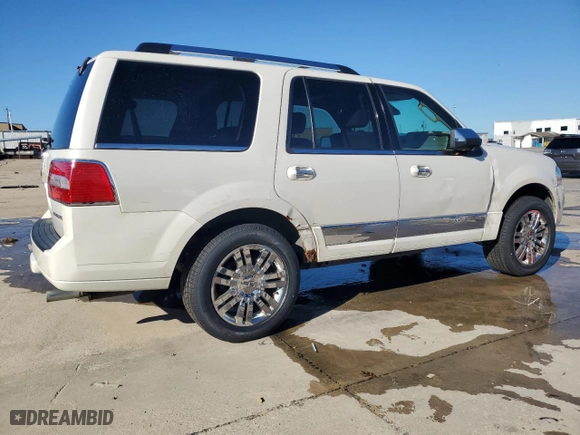 2007 Lincoln Navigator with VIN 5LMFU28577LJ00432, listed as a Copart auction lot 85879224 with 190,675 mi miles and Clean Title. Bid and sale history available at carsss.com. Image 3.