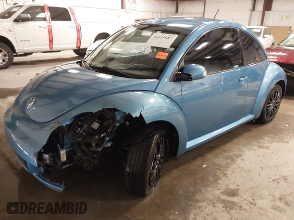 2010 Volkswagen Beetle with VIN 3VWPW3AG4AM003893, listed as a IAAI auction lot 41255087 with 192,128 mi miles and . Bid and sale history available at DreamBid. Image 18.