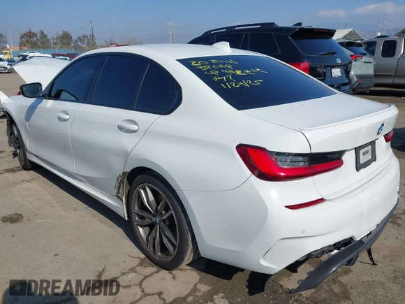 2020 BMW 3 Series M340i with VIN 3MW5U7J03L8B43176, listed as a IAAI auction lot 41450902 with 61,118 mi miles. Bid and sale history available at carsss.com. Image 3.