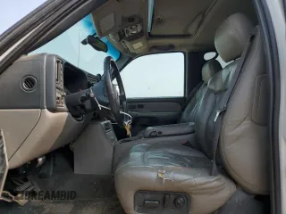 2002 Chevrolet Tahoe LT z VIN 1GNEK13Z32J217370, wystawiony jako Copart lot #59101035 z przebiegiem 225 247 mil mil oraz Czysty tytuł • Clean title. Historia ofert i sprzedaży dostępna na DreamBid. Obrazek 7.