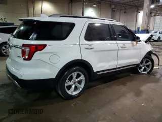 2017 Ford Explorer XLT with VIN 1FM5K8D89HGA44950, listed as a Copart auction lot 42048895 with 143,236 mi miles and Clean title. Bid and sale history available at DreamBid. Image 3.