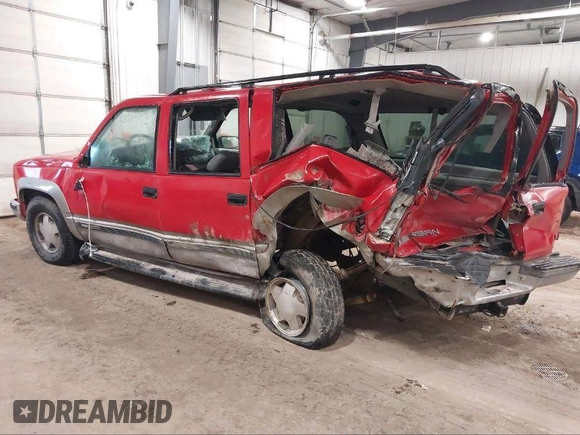 1999 GMC Suburban z VIN 1GKFK16R2XJ759130, wystawiony jako IAAI lot #40250336 z przebiegiem 235 141 mil mil oraz . Historia ofert i sprzedaży dostępna na DreamBid. Obrazek 3.
