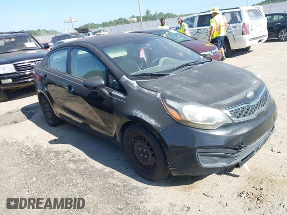 2013 Kia Rio EX z VIN KNADN4A36D6193449, wystawiony jako IAAI lot #42750519 z przebiegiem 144 165 mil mil oraz . Historia ofert i sprzedaży dostępna na DreamBid. Obrazek 1.
