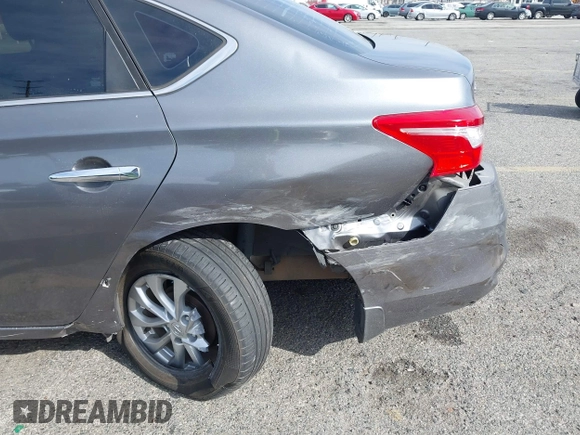 2017 Nissan Sentra S z VIN 3N1AB7AP7HY251816, wystawiony jako IAAI lot #41798600 z przebiegiem 82 455 mil mil oraz . Historia ofert i sprzedaży dostępna na DreamBid. Obrazek 16.
