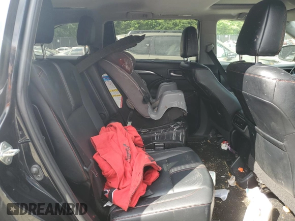 2019 Toyota Highlander SE with VIN 5TDJZRFH6KS566479, listed as a Copart auction lot 59003325 with 99,845 mi miles and Salvage title. Bid and sale history available at DreamBid. Image 11.