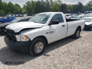 2016 Ram 1500 Tradesman z VIN 3C6JR6DT9GG363735, wystawiony jako Copart lot #56170895 z przebiegiem 18 269 mil mil oraz Szkoda całkowita • Salvage title. Historia ofert i sprzedaży dostępna na DreamBid. Obrazek 1.