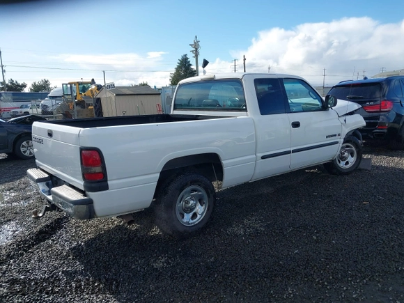 2001 Dodge 1500 z VIN 3B7HC12Y61G163039, wystawiony jako IAAI lot #41798694 z przebiegiem 94 609 mil mil oraz . Historia ofert i sprzedaży dostępna na DreamBid. Obrazek 4.
