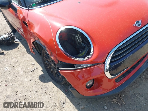 2019 MINI Hardtop Cooper with VIN WMWXP5C5XK2H32139, listed as a IAAI auction lot 41758248 with 1,136 mi miles and . Bid and sale history available at DreamBid. Image 18.