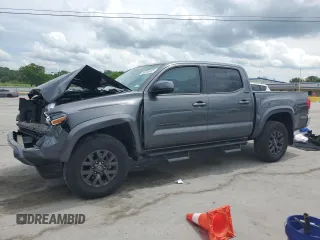 2022 Toyota Tacoma SR with VIN 3TYAX5GN9NT038043, listed as a Copart auction lot 55555025 with 31,648 mi miles and Salvage title. Bid and sale history available at DreamBid. Image 1.