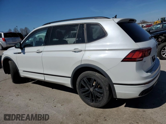 2022 Volkswagen Tiguan SE R-Line Black with VIN 3VVCB7AX7NM058155, listed as a Copart auction lot 49358225 with 28,093 mi miles and Salvage Title. Bid and sale history available at DreamBid. Image 2.