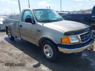 2004 Ford F-150 XL с VIN 2FTRF17244CA33889, выставлен на аукционе IAAI как лот 41967263 с пробегом 81 515 миль миль и . История ставок и продаж доступна на DreamBid. Изображение 1.