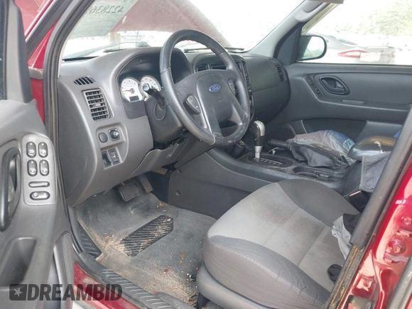 2005 Ford Escape XLS Value с VIN 1FMYU92Z75DA05019, выставлен на аукционе IAAI как лот 42283628 с пробегом 236 568 миль миль и . История ставок и продаж доступна на DreamBid. Изображение 5.