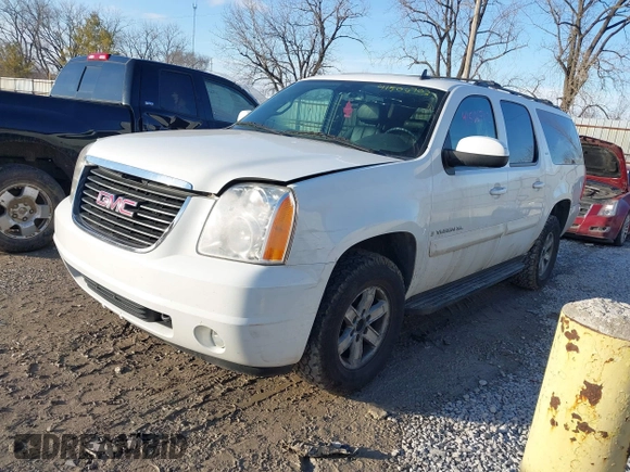 2008 GMC Yukon XL SLT 4SB z VIN 1GKFK16398J194470, wystawiony jako IAAI lot #41506702 z przebiegiem 206 147 mil mil oraz . Historia ofert i sprzedaży dostępna na DreamBid. Obrazek 2.