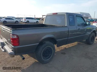 2004 Ford Ranger XL with VIN 1FTYR14U44PA72392, listed as a IAAI auction lot 42034076 with 260,772 mi miles. Bid and sale history available at carsss.com. Image 4.