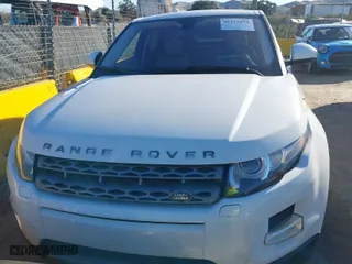 2015 Land Rover Range Rover Evoque Pure Plus with VIN SALVP2BG6FH065221, listed as a IAAI auction lot 41275292 with 95,581 mi miles. Bid and sale history available at carsss.com. Image 12.