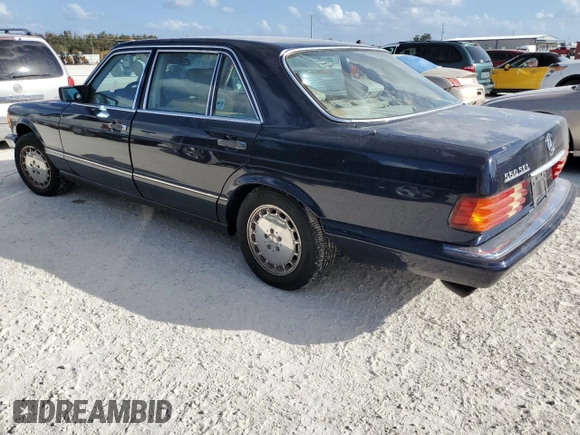 1986 Mercedes-Benz 560 with VIN WDBCA39D0GA268955, listed as a Copart auction lot 77190964 with 99,702 mi miles and Non Repairable. Bid and sale history available at DreamBid. Image 2.
