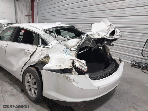 2019 Chevrolet Malibu LT with VIN 1G1ZD5ST0KF129686, listed as a IAAI auction lot 41846784 with 36,420 mi miles. Bid and sale history available at carsss.com. Image 6.