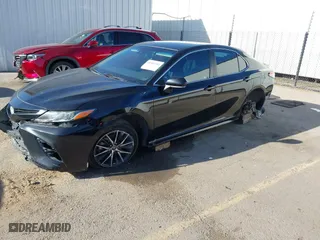 2018 Toyota Camry LE with VIN 4T1B11HK0JU667187, listed as a IAAI auction lot 41816582 with 119,692 mi miles. Bid and sale history available at carsss.com. Image 18.