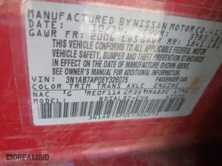 2014 Nissan Sentra SV with VIN 3N1AB7AP0EY326075, listed as a IAAI auction lot 41906960 with 135,604 mi miles. Bid and sale history available at carsss.com. Image 9.