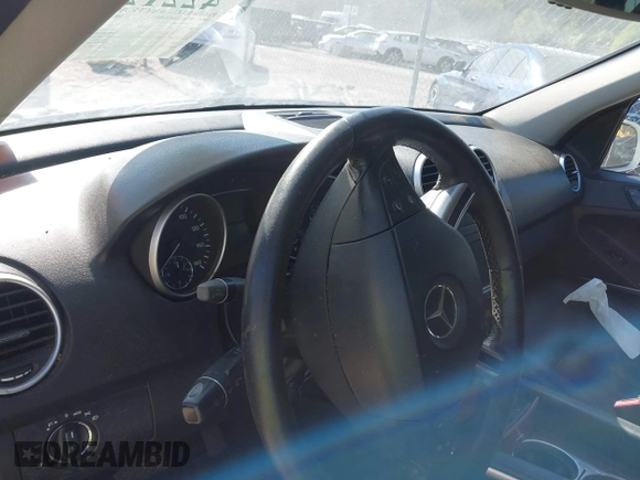2008 Mercedes-Benz M 350 with VIN 4JGBB86E88A323377, listed as a IAAI auction lot 42212091 with Not Provided miles and . Bid and sale history available at DreamBid. Image 7.