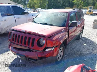 2015 Jeep Patriot Altitude z VIN 1C4NJRBB9FD268780, wystawiony jako IAAI lot #40386558 z przebiegiem 85 756 mil mil oraz . Historia ofert i sprzedaży dostępna na DreamBid. Obrazek 2.