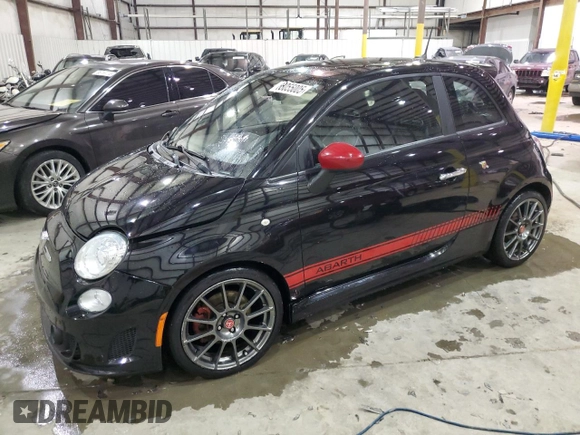 2017 FIAT 500 Abarth z VIN 3C3CFFFH4HT515419, wystawiony jako Copart lot #88055005 z przebiegiem 43 302 mil mil oraz Szkody całkowita. Historia ofert i sprzedaży dostępna na DreamBid. Obrazek 1.