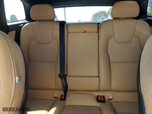 2023 Volvo XC60 Ultimate Bright Theme with VIN YV4L12DF6P1313169, listed as a Copart auction lot 48658935 with 5,829 mi miles and Salvage Title. Bid and sale history available at carsss.com. Image 10.