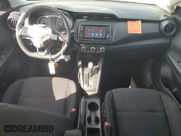 2024 Nissan Kicks S with VIN 3N1CP5BV7RL513523, listed as a Copart auction lot 52036245 with 8,716 mi miles and Clean Title. Bid and sale history available at DreamBid. Image 8.