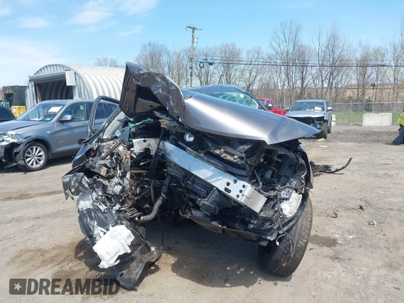 2016 Toyota Highlander XLE z VIN 5TDJKRFH8GS231543, wystawiony jako IAAI lot #42071117 z przebiegiem Nie podano mil oraz . Historia ofert i sprzedaży dostępna na DreamBid. Obrazek 12.