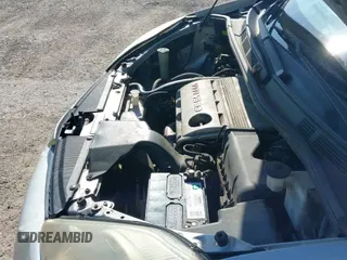 2004 Toyota Sienna XLE z VIN 5TDZA22C44S045985, wystawiony jako IAAI lot #42528082 z przebiegiem 206 894 mil mil oraz . Historia ofert i sprzedaży dostępna na DreamBid. Obrazek 12.