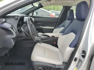 2019 Lexus UX 250h with VIN JTHU9JBH1K2000806, listed as a Copart auction lot 58068005 with 69,661 mi miles and Salvage title. Bid and sale history available at DreamBid. Image 7.
