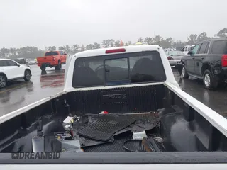 2002 Mazda B-Series 2WD Truck DS with VIN 4F4YR12U82TM11900, listed as a IAAI auction lot 40773356 with 118,353 mi miles. Bid and sale history available at carsss.com. Image 8.