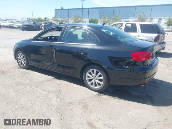 2013 Volkswagen Jetta SE with VIN 3VWDP7AJ7DM369161, listed as a IAAI auction lot 42277592 with 107,609 mi miles and . Bid and sale history available at DreamBid. Image 3.