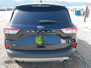 2022 Ford Escape SE z VIN 1FMCU9G68NUA63682, wystawiony jako IAAI lot #40468213 z przebiegiem 52 278 mil mil oraz . Historia ofert i sprzedaży dostępna na DreamBid. Obrazek 17.