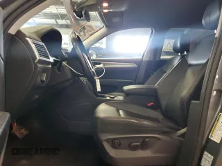 2019 Volkswagen Atlas SE z VIN 1V2UR2CA7KC570455, wystawiony jako Copart lot #57215295 z przebiegiem 305 026 mil mil oraz Czysty tytuł • Clean title. Historia ofert i sprzedaży dostępna na DreamBid. Obrazek 7.