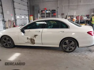 2018 Mercedes-Benz E 300 with VIN WDDZF4JB5JA331431, listed as a IAAI auction lot 42117564 with 64,356 mi miles and . Bid and sale history available at DreamBid. Image 14.