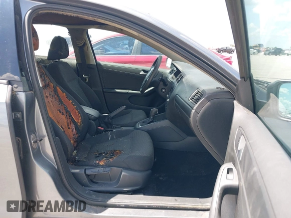 2014 Volkswagen Jetta S with VIN 3VW2K7AJ0EM217942, listed as a IAAI auction lot 42665485 with 140,084 mi miles and . Bid and sale history available at DreamBid. Image 5.