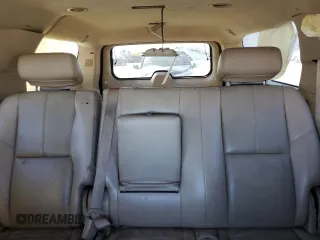2008 Chevrolet Suburban LT w/2LT with VIN 3GNFC16048G189555, listed as a Copart auction lot 80163304 with 242,444 mi miles and Salvage Title. Bid and sale history available at carsss.com. Image 10.