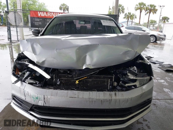 2016 Volkswagen Jetta Sedan 1.4T SE with VIN 3VWD67AJ2GM252658, listed as a IAAI auction lot 41757319 with 147,483 mi miles. Bid and sale history available at carsss.com. Image 12.