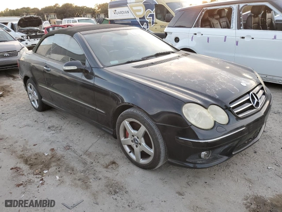 2007 Mercedes-Benz CLK-Class 5.5L with VIN WDBTK72F07T082837, listed as a Copart auction lot 79714153 with 189,396 mi miles and Clean Title. Bid and sale history available at carsss.com. Image 4.