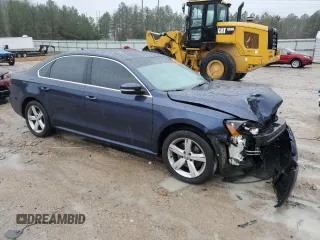 2014 Volkswagen Passat SE with VIN 1VWBT7A37EC098304, listed as a Copart auction lot 47941165 with 139,759 mi miles and Salvage title. Bid and sale history available at DreamBid. Image 4.
