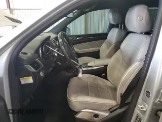 2013 Mercedes-Benz GL 450 z VIN 4JGDF7CE4DA115020, wystawiony jako Copart lot #54309625 z przebiegiem 166 123 mil mil oraz Szkoda całkowita • Salvage title. Historia ofert i sprzedaży dostępna na DreamBid. Obrazek 7.