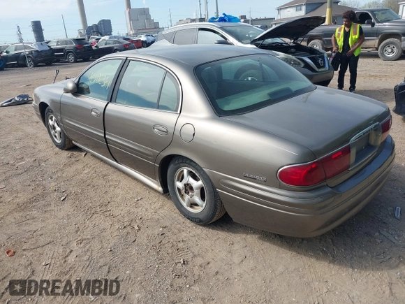 2001 Buick LeSabre Custom with VIN 1G4HP54K31U164226, listed as a IAAI auction lot 42102321 with 172,100 mi miles and . Bid and sale history available at carsss.com. Image 3.
