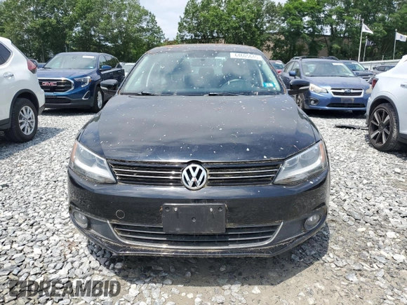 2011 Volkswagen Jetta SEL with VIN 3VWLZ7AJ2BM393757, listed as a Copart auction lot 64605645 with 208,803 mi miles and Clean title. Bid and sale history available at DreamBid. Image 5.