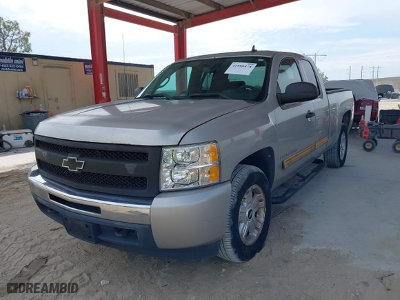 2009 Chevrolet Silverado 1500 LT with VIN 1GCEK29089Z273937, listed as a IAAI auction lot 41880478 with 144,682 mi miles. Bid and sale history available at carsss.com. Image 17.