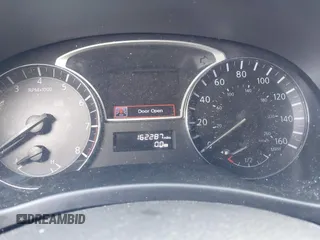 2014 Nissan Pathfinder Platinum with VIN 5N1AR2MN4EC703503, listed as a IAAI auction lot 41544972 with 162,287 mi miles and . Bid and sale history available at DreamBid. Image 7.